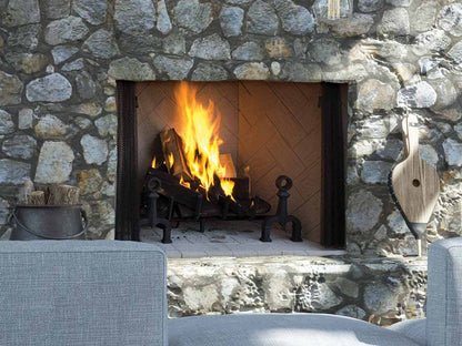 Superior Fireplaces 36 Radiant Fireplace With White Stacked Refractory Panels (WRT4536WS) (F0626)